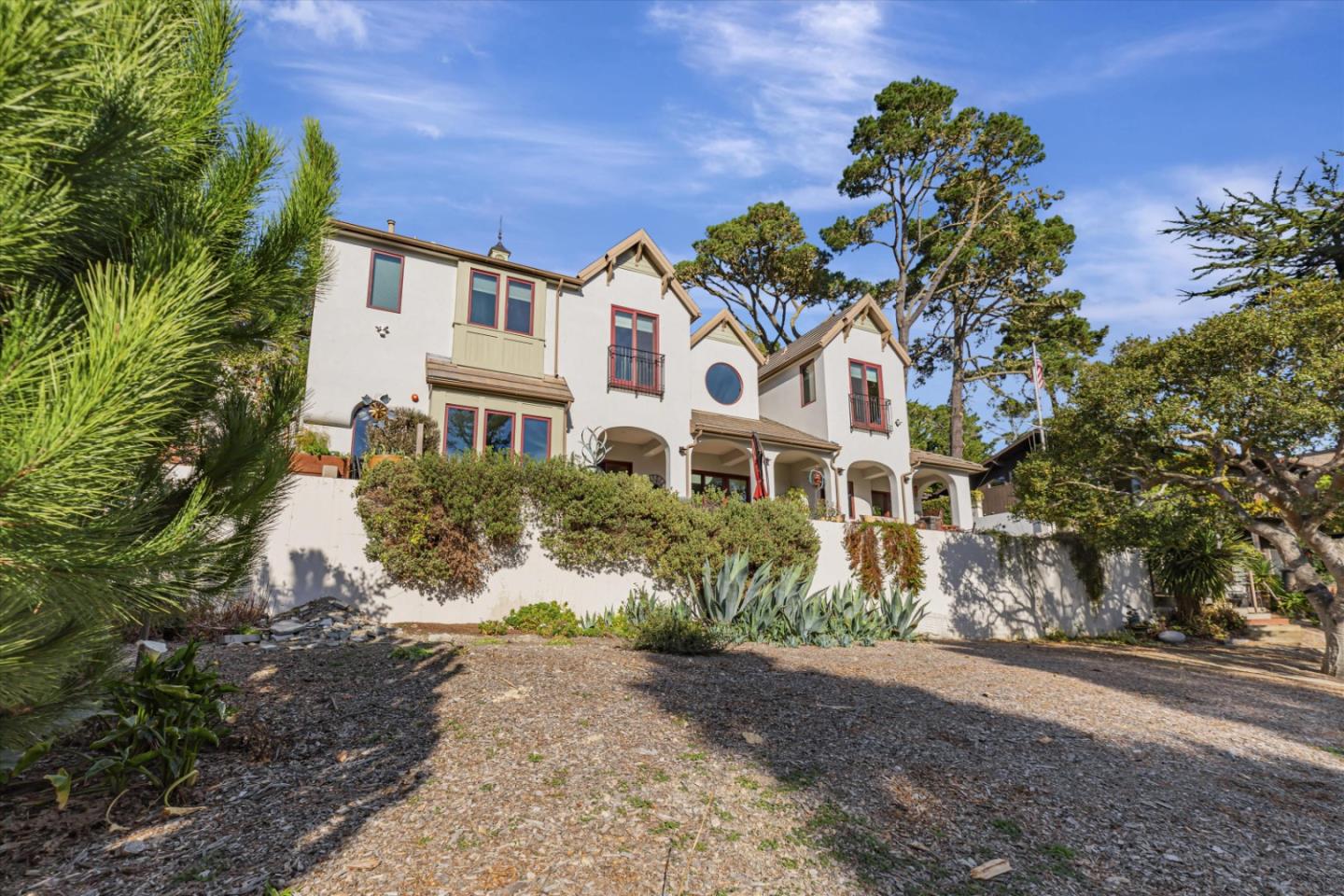 Detail Gallery Image 32 of 40 For 4144 Sunset Ln, Pebble Beach,  CA 93953 - 3 Beds | 3/1 Baths