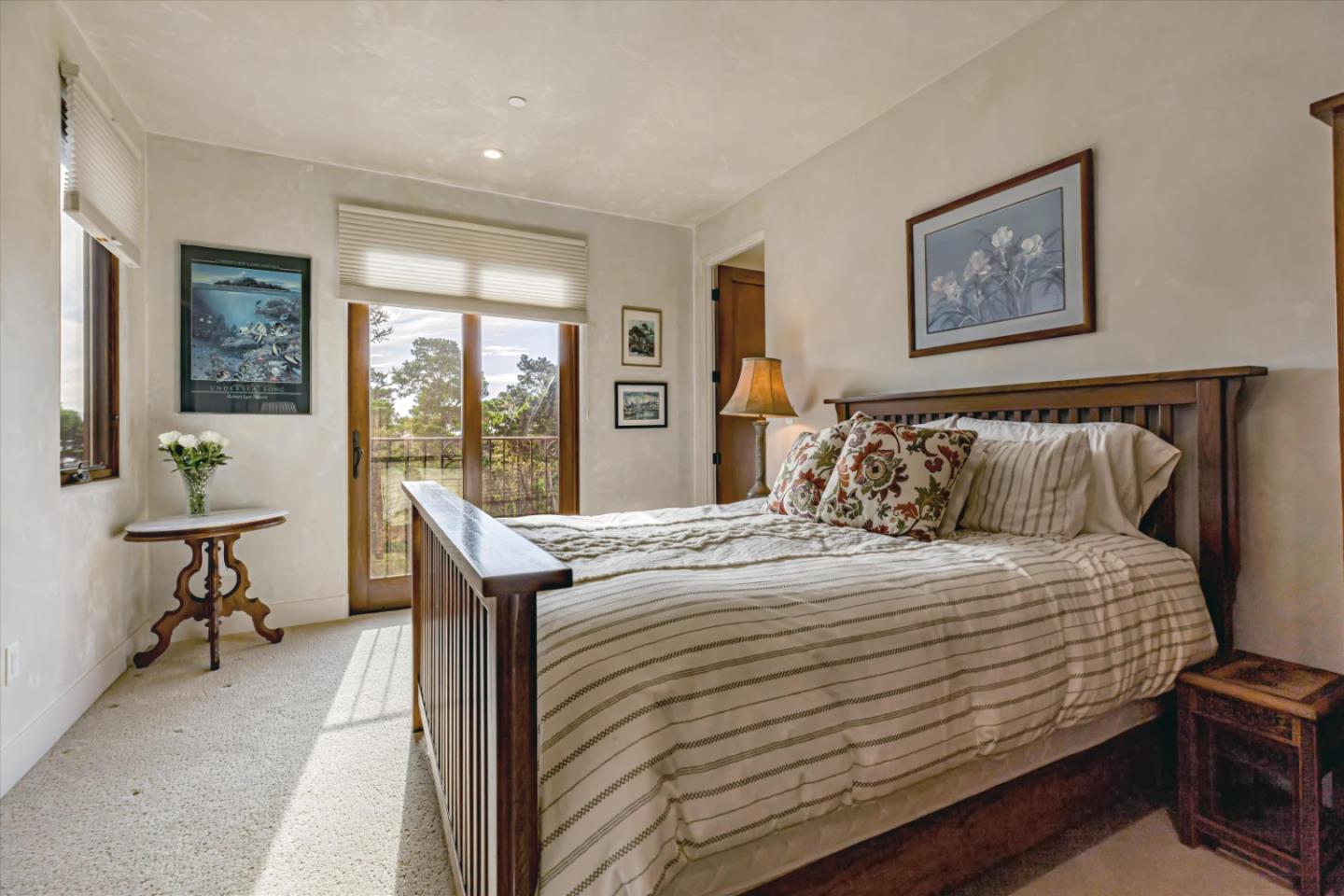 Detail Gallery Image 5 of 40 For 4144 Sunset Ln, Pebble Beach,  CA 93953 - 3 Beds | 3/1 Baths