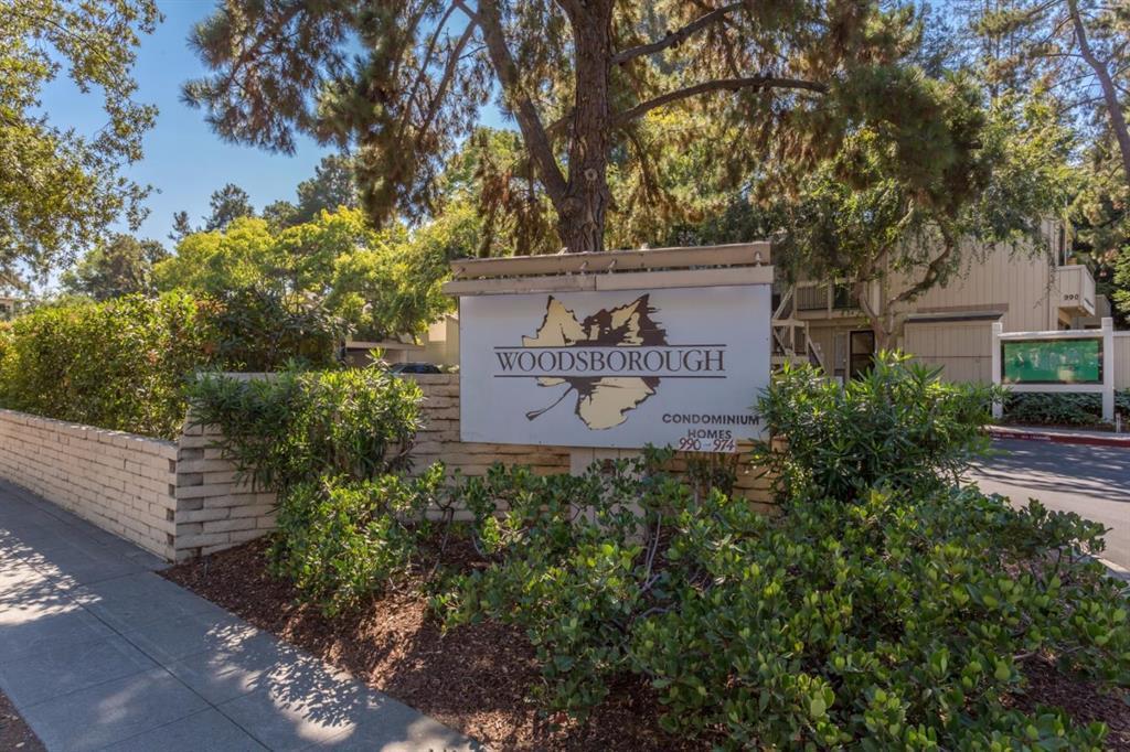 Detail Gallery Image 1 of 5 For 988 Kiely Blvd #F,  Santa Clara,  CA 95051 - 1 Beds | 1 Baths