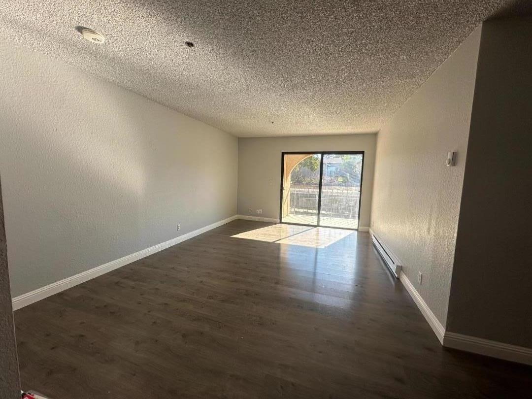 Detail Gallery Image 4 of 14 For 375 Clifford Ave #315,  Watsonville,  CA 95076 - 2 Beds | 1 Baths