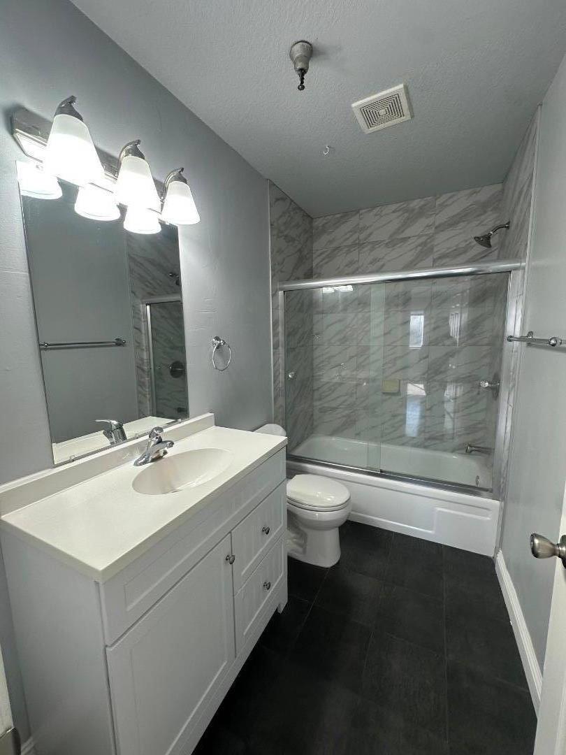 Detail Gallery Image 5 of 14 For 375 Clifford Ave #315,  Watsonville,  CA 95076 - 2 Beds | 1 Baths