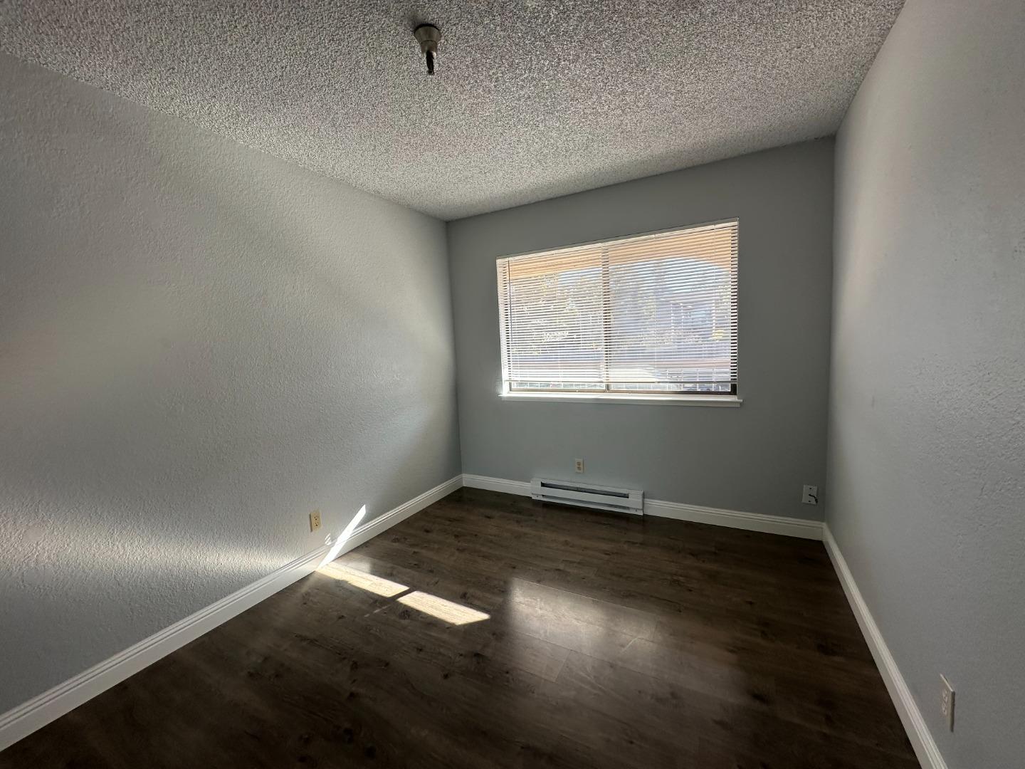 Detail Gallery Image 9 of 14 For 375 Clifford Ave #315,  Watsonville,  CA 95076 - 2 Beds | 1 Baths