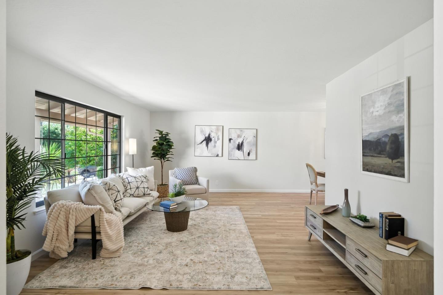 Detail Gallery Image 17 of 59 For 910 Foothill Dr, San Jose,  CA 95123 - 4 Beds | 2/1 Baths