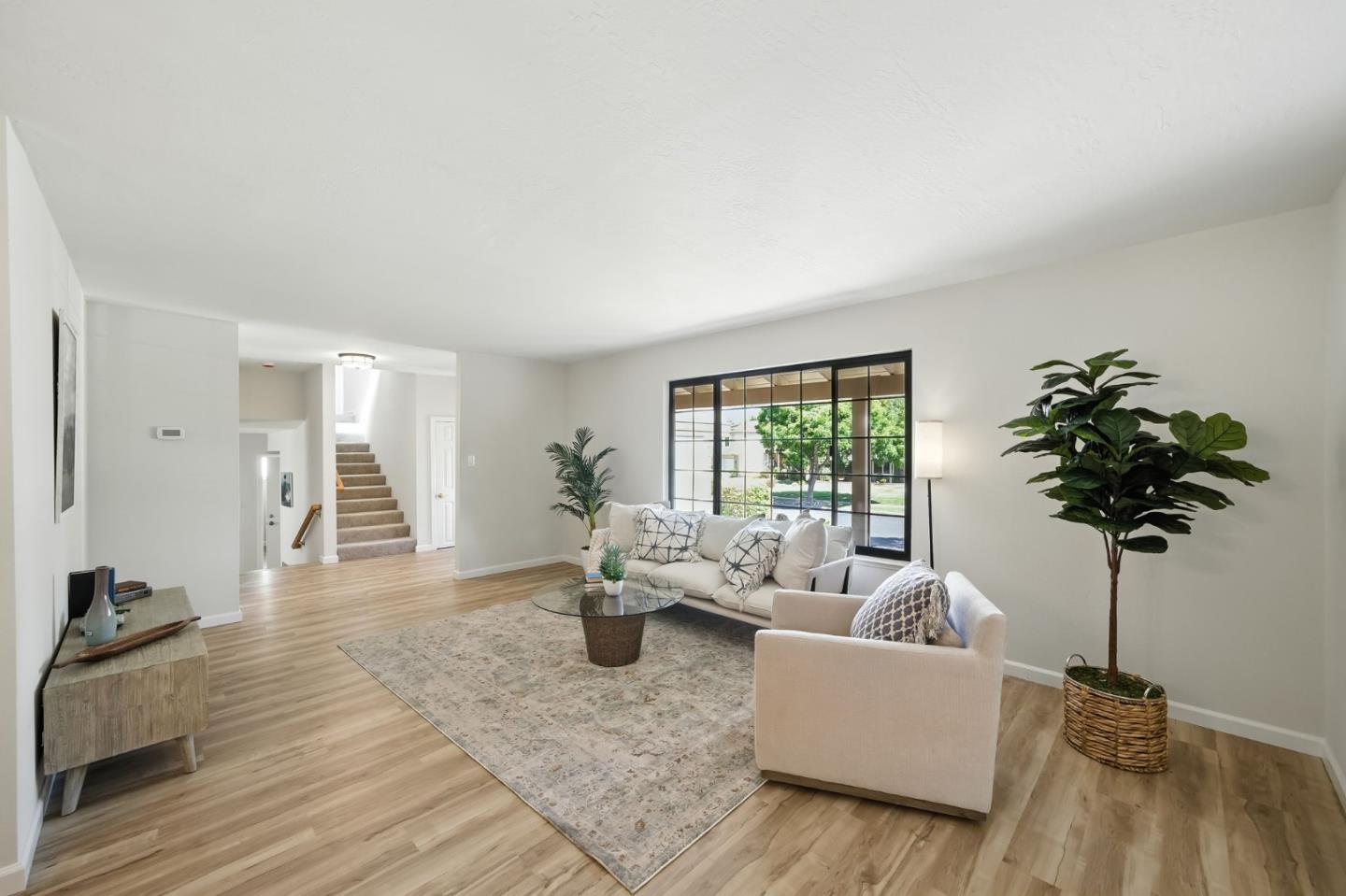 Detail Gallery Image 18 of 59 For 910 Foothill Dr, San Jose,  CA 95123 - 4 Beds | 2/1 Baths