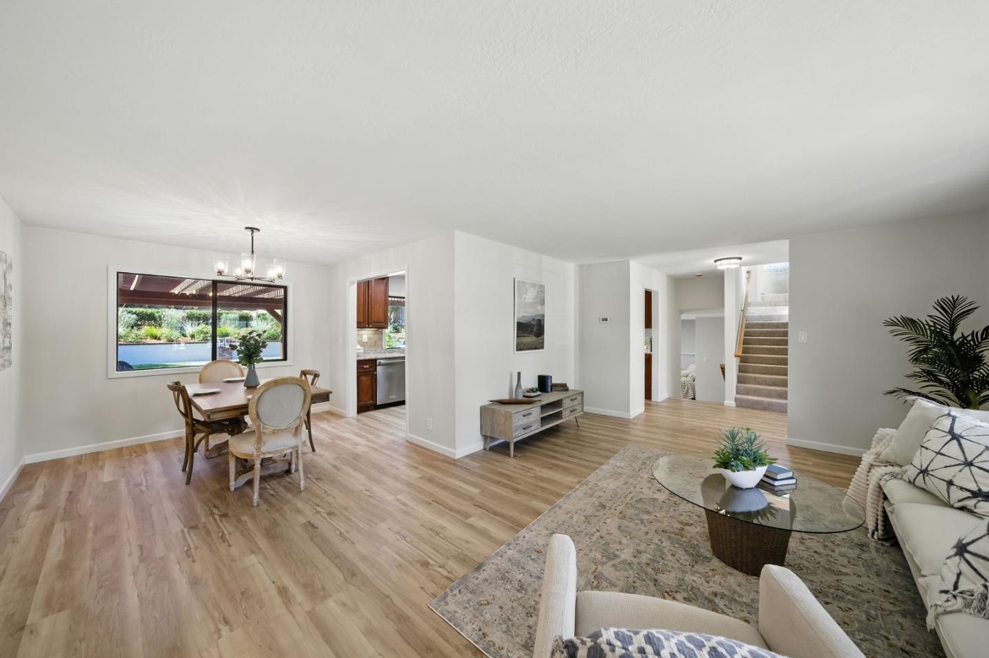 Detail Gallery Image 20 of 59 For 910 Foothill Dr, San Jose,  CA 95123 - 4 Beds | 2/1 Baths