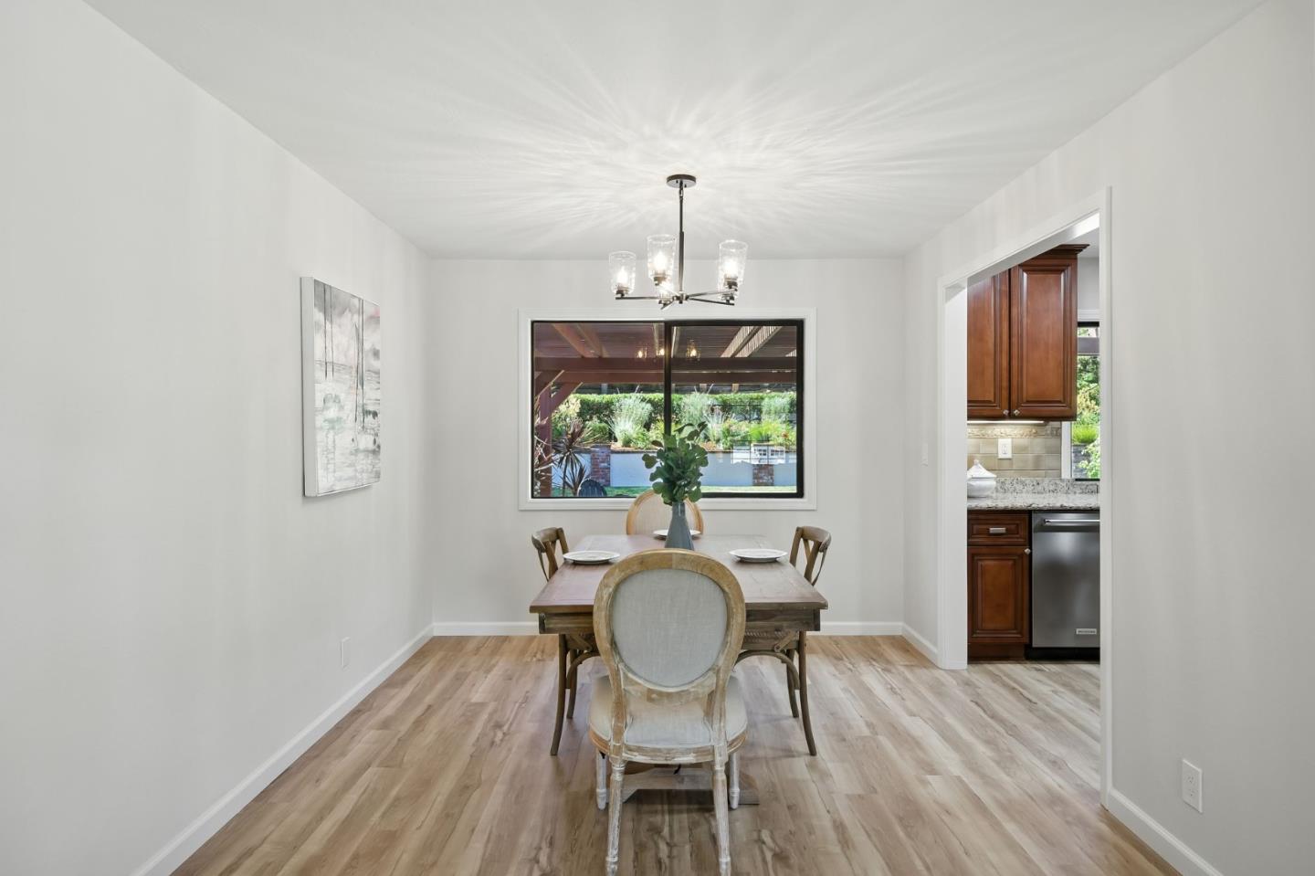 Detail Gallery Image 21 of 59 For 910 Foothill Dr, San Jose,  CA 95123 - 4 Beds | 2/1 Baths