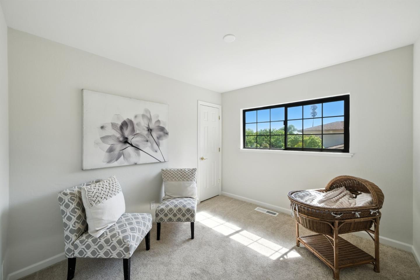 Detail Gallery Image 23 of 59 For 910 Foothill Dr, San Jose,  CA 95123 - 4 Beds | 2/1 Baths