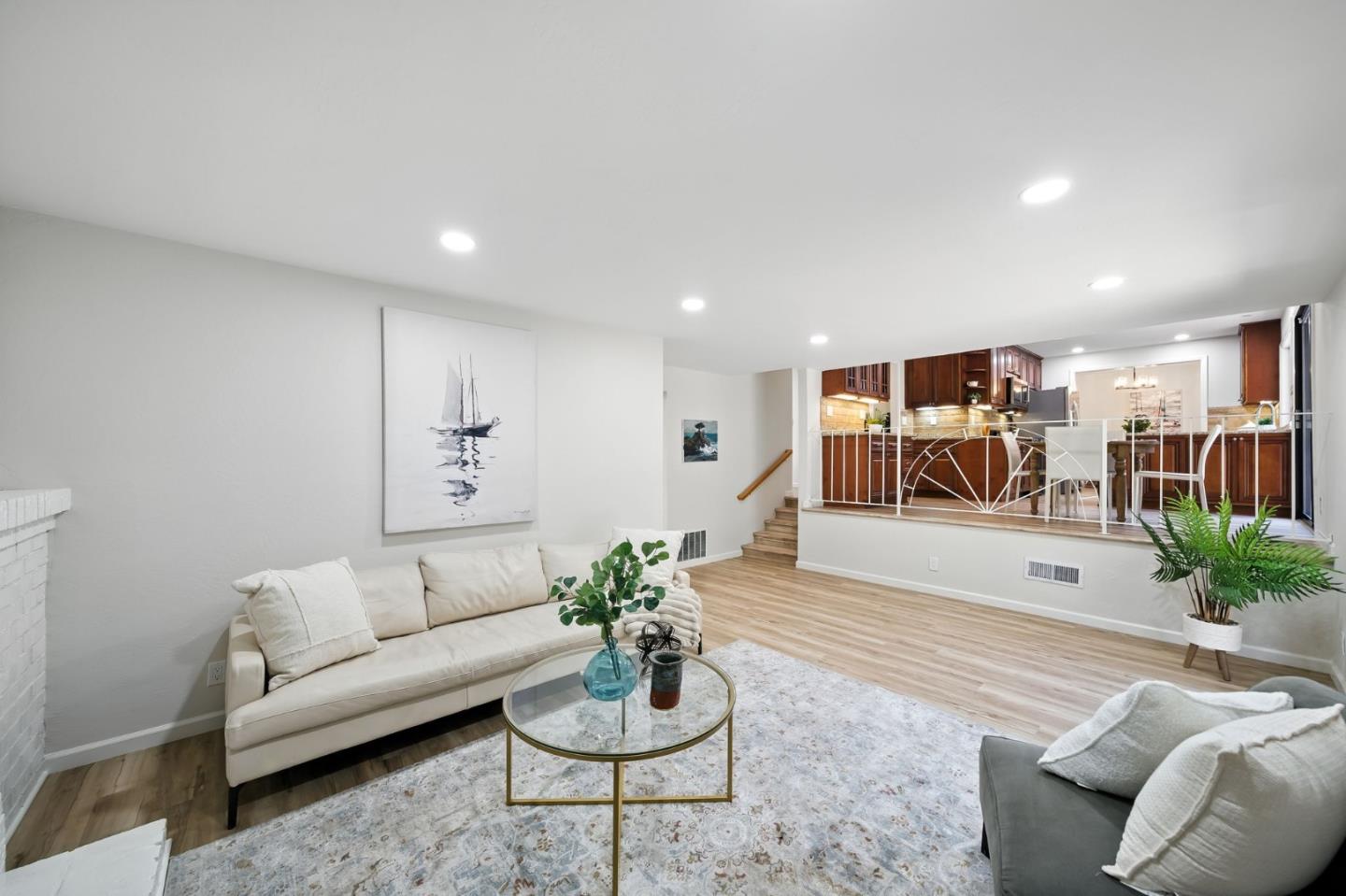 Detail Gallery Image 31 of 59 For 910 Foothill Dr, San Jose,  CA 95123 - 4 Beds | 2/1 Baths