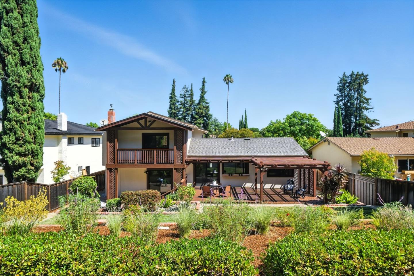 Detail Gallery Image 48 of 59 For 910 Foothill Dr, San Jose,  CA 95123 - 4 Beds | 2/1 Baths