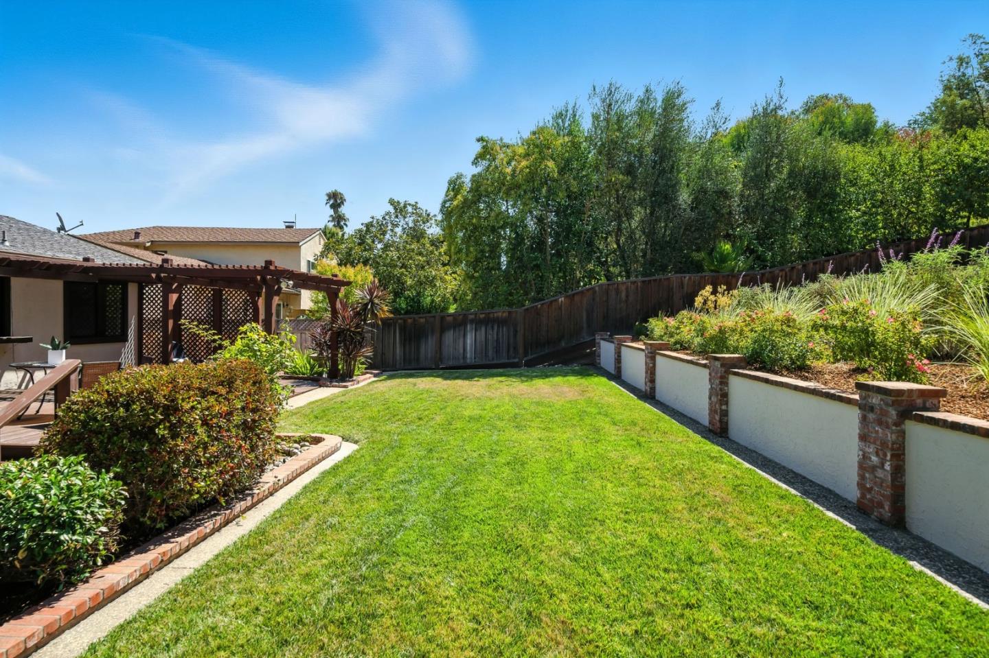 Detail Gallery Image 54 of 59 For 910 Foothill Dr, San Jose,  CA 95123 - 4 Beds | 2/1 Baths
