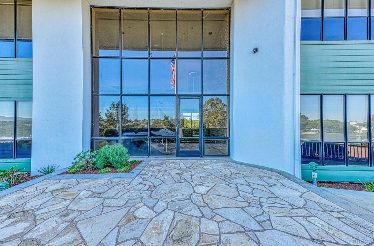 Detail Gallery Image 6 of 34 For 120 Del Rey Gardens Dr, Monterey,  CA 93940 - – Beds | – Baths