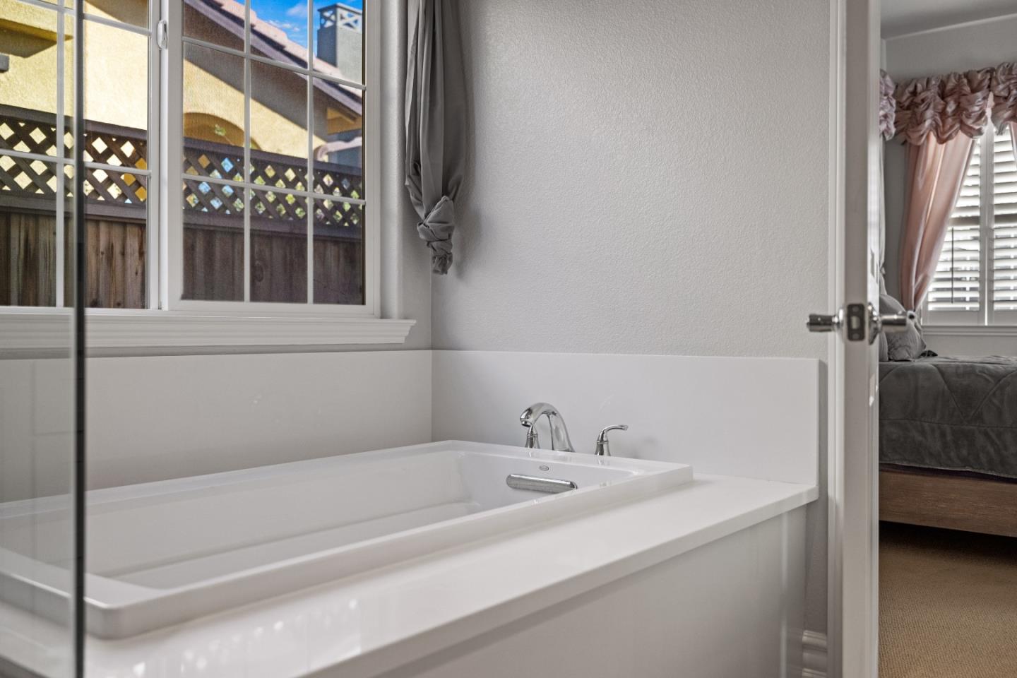 Detail Gallery Image 32 of 65 For 18511 Mcclellan Cir, East Garrison,  CA 93933 - 3 Beds | 2/1 Baths