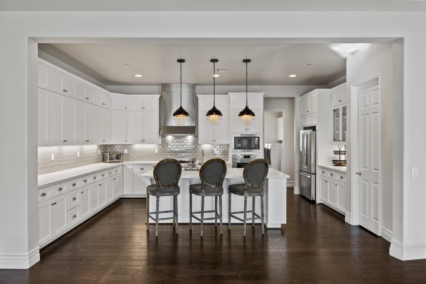 Detail Gallery Image 8 of 65 For 18511 Mcclellan Cir, East Garrison,  CA 93933 - 3 Beds | 2/1 Baths