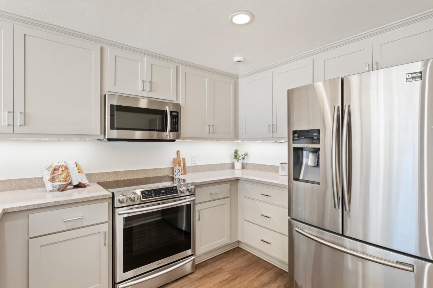 Detail Gallery Image 11 of 18 For 550 Ortega Ave #A314,  Mountain View,  CA 94040 - 1 Beds | 1 Baths