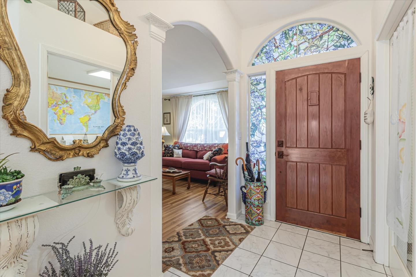 Detail Gallery Image 11 of 78 For 1371 El Cerro Dr, Hollister,  CA 95023 - 4 Beds | 2 Baths