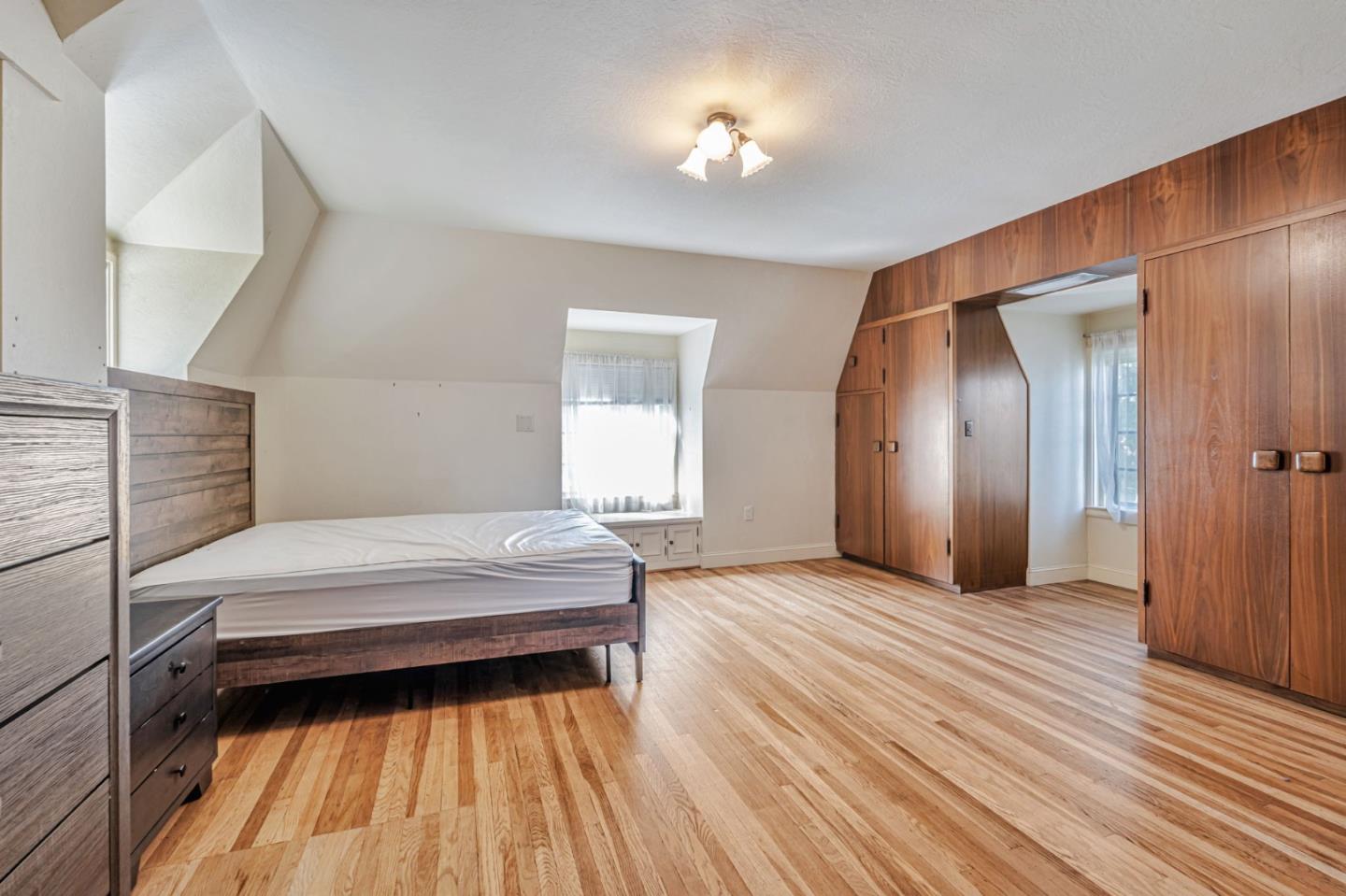 Detail Gallery Image 31 of 75 For 740 W Willow St, Stockton,  CA 95203 - 6 Beds | 5 Baths