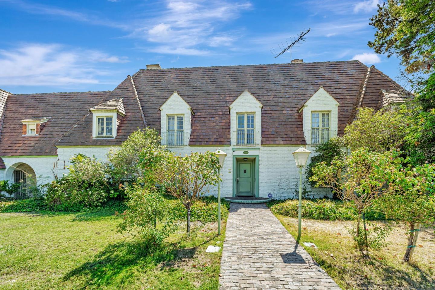 740 West Willow Street, Stockton, CA, 95203