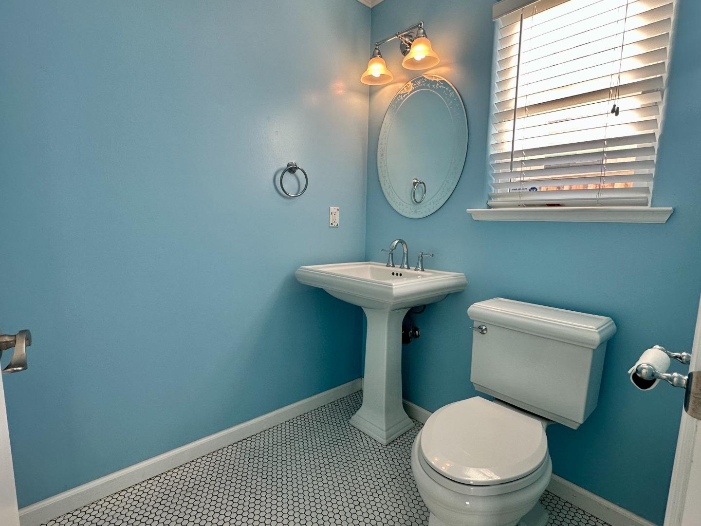 Detail Gallery Image 25 of 32 For 2208 Marques Ave, San Jose,  CA 95125 - 4 Beds | 2/1 Baths