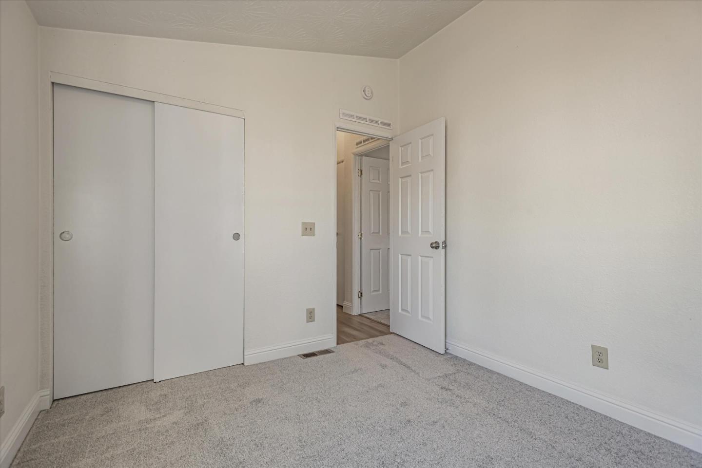 Detail Gallery Image 26 of 29 For 3015 E Bayshore Rd #191,  Redwood City,  CA 94063 - 3 Beds | 2 Baths