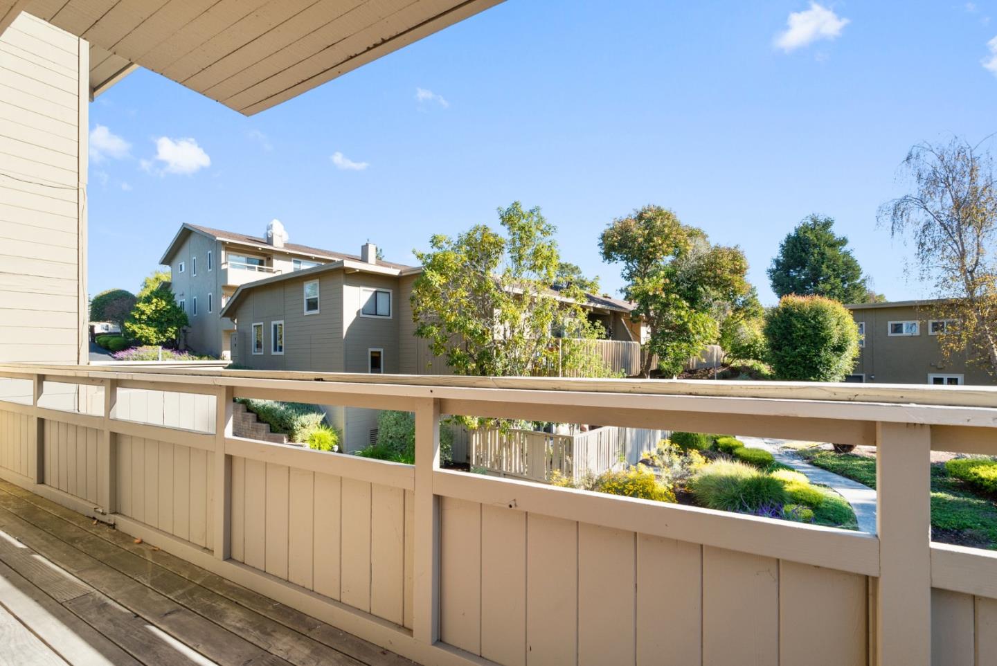 Detail Gallery Image 17 of 55 For 111 Vineyard Ct, Aptos,  CA 95003 - 2 Beds | 2/1 Baths