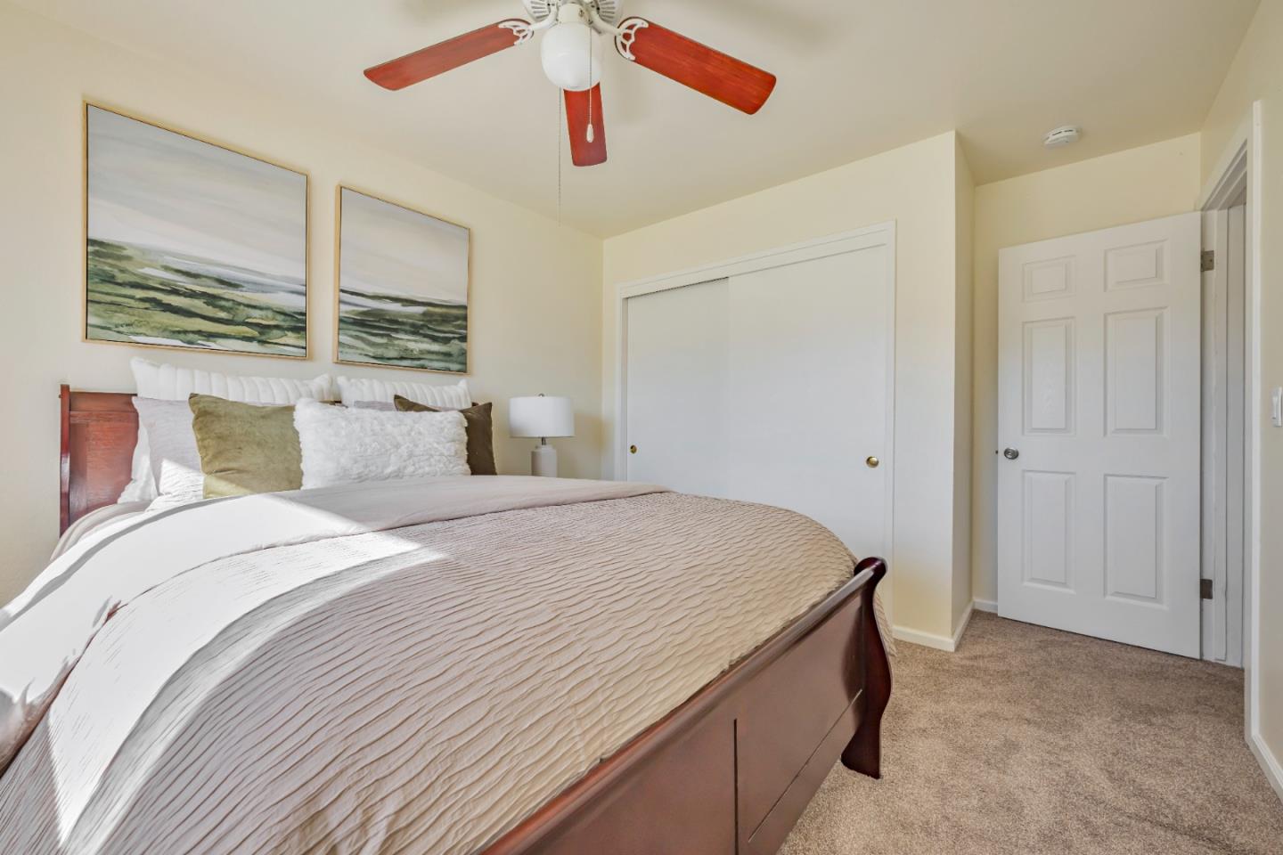 Detail Gallery Image 16 of 31 For 1270 Sunset Dr, Hollister,  CA 95023 - 3 Beds | 2 Baths