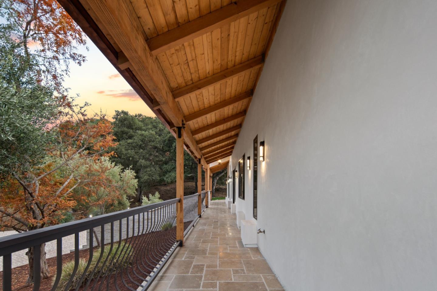 Detail Gallery Image 28 of 30 For 372 Corral De Tierra Rd, Salinas,  CA 93908 - 4 Beds | 4/1 Baths