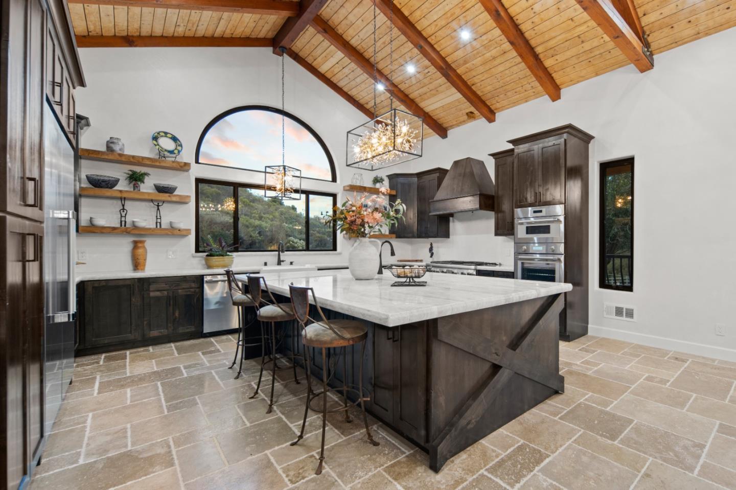 Detail Gallery Image 9 of 30 For 372 Corral De Tierra Rd, Salinas,  CA 93908 - 4 Beds | 4/1 Baths