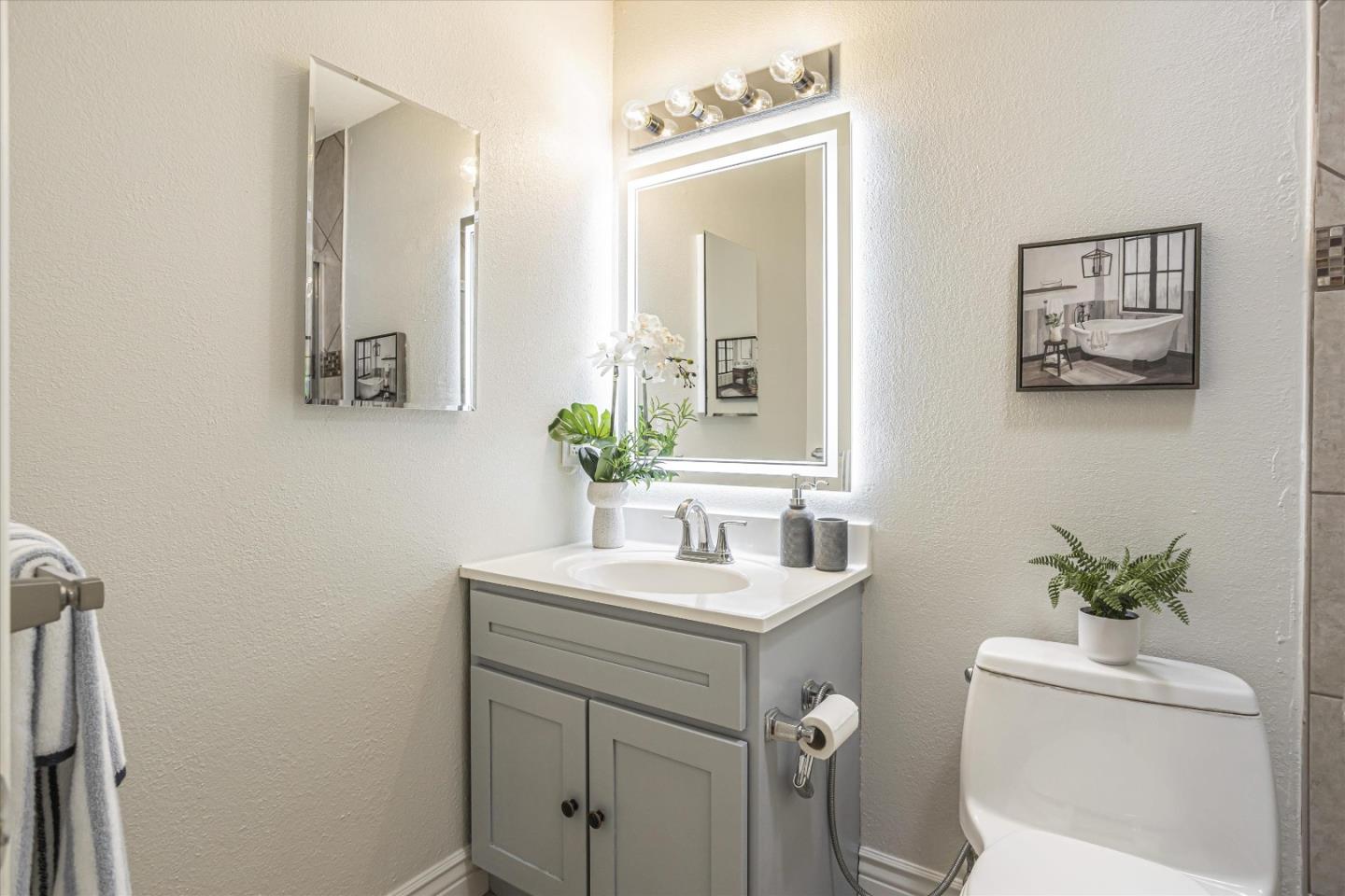 Detail Gallery Image 22 of 28 For 2445 Alvarado Dr, Santa Clara,  CA 95051 - 4 Beds | 2 Baths