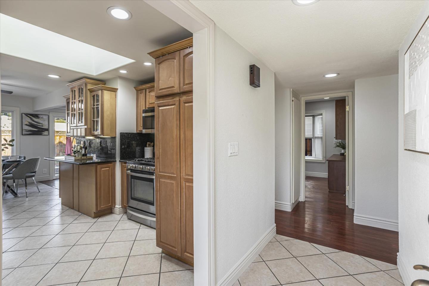 Detail Gallery Image 5 of 28 For 2445 Alvarado Dr, Santa Clara,  CA 95051 - 4 Beds | 2 Baths