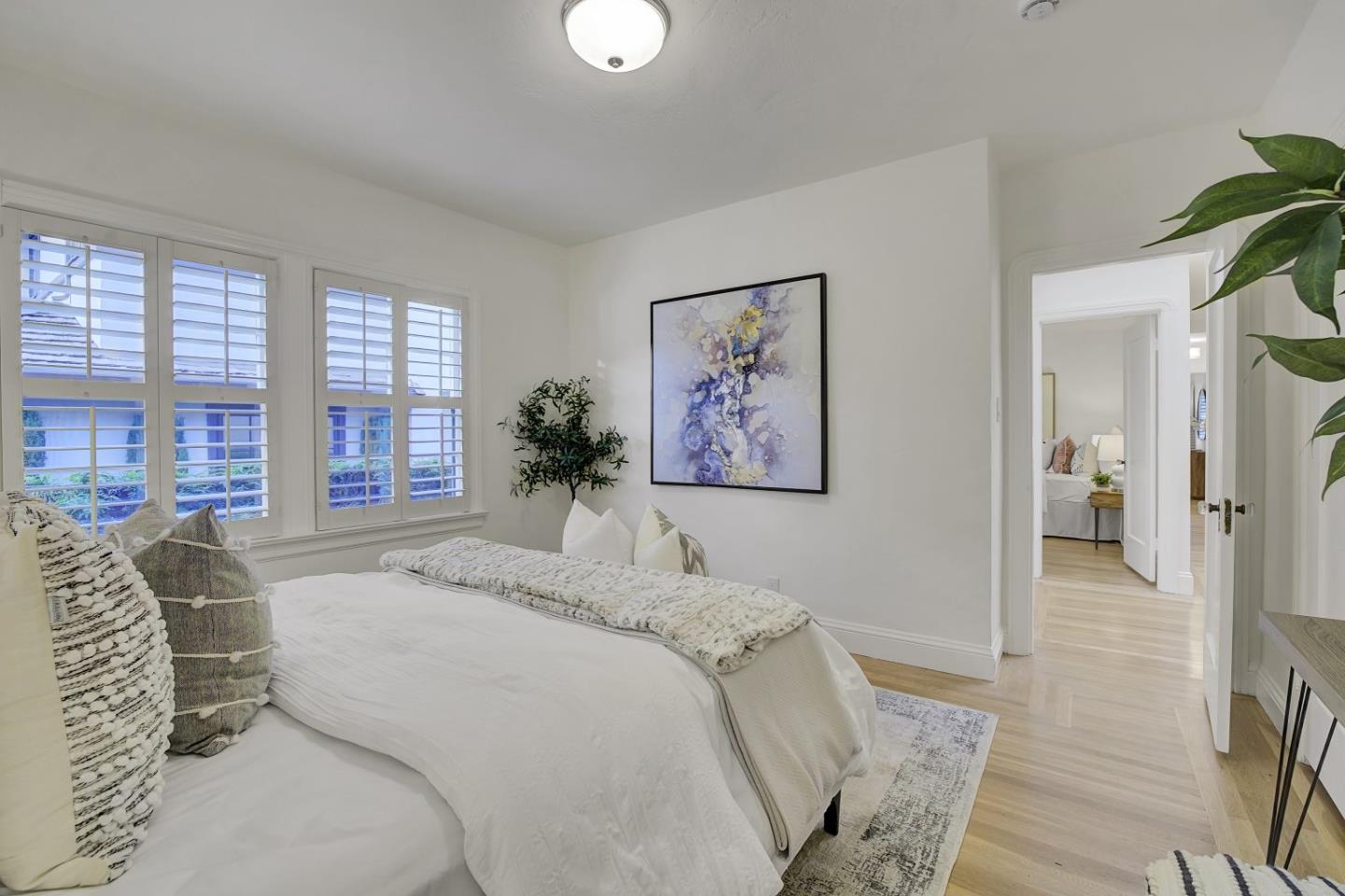 Detail Gallery Image 22 of 58 For 1548 Vancouver Ave, Burlingame,  CA 94010 - 3 Beds | 2 Baths