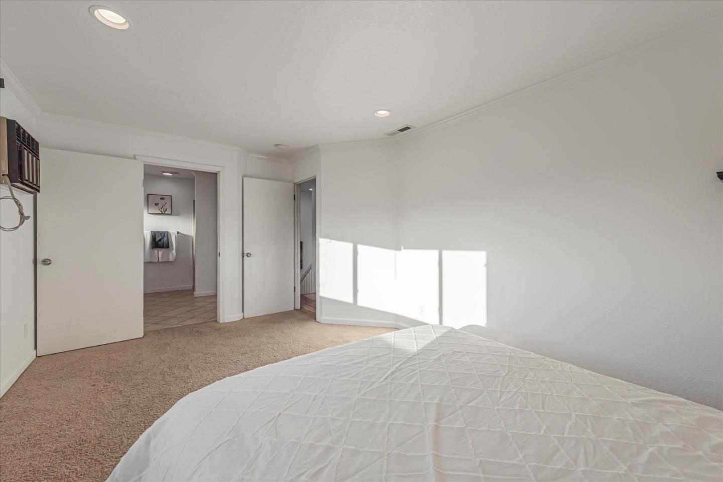 Detail Gallery Image 17 of 31 For 5627 Blossom Park Ln, San Jose,  CA 95118 - 2 Beds | 2/1 Baths