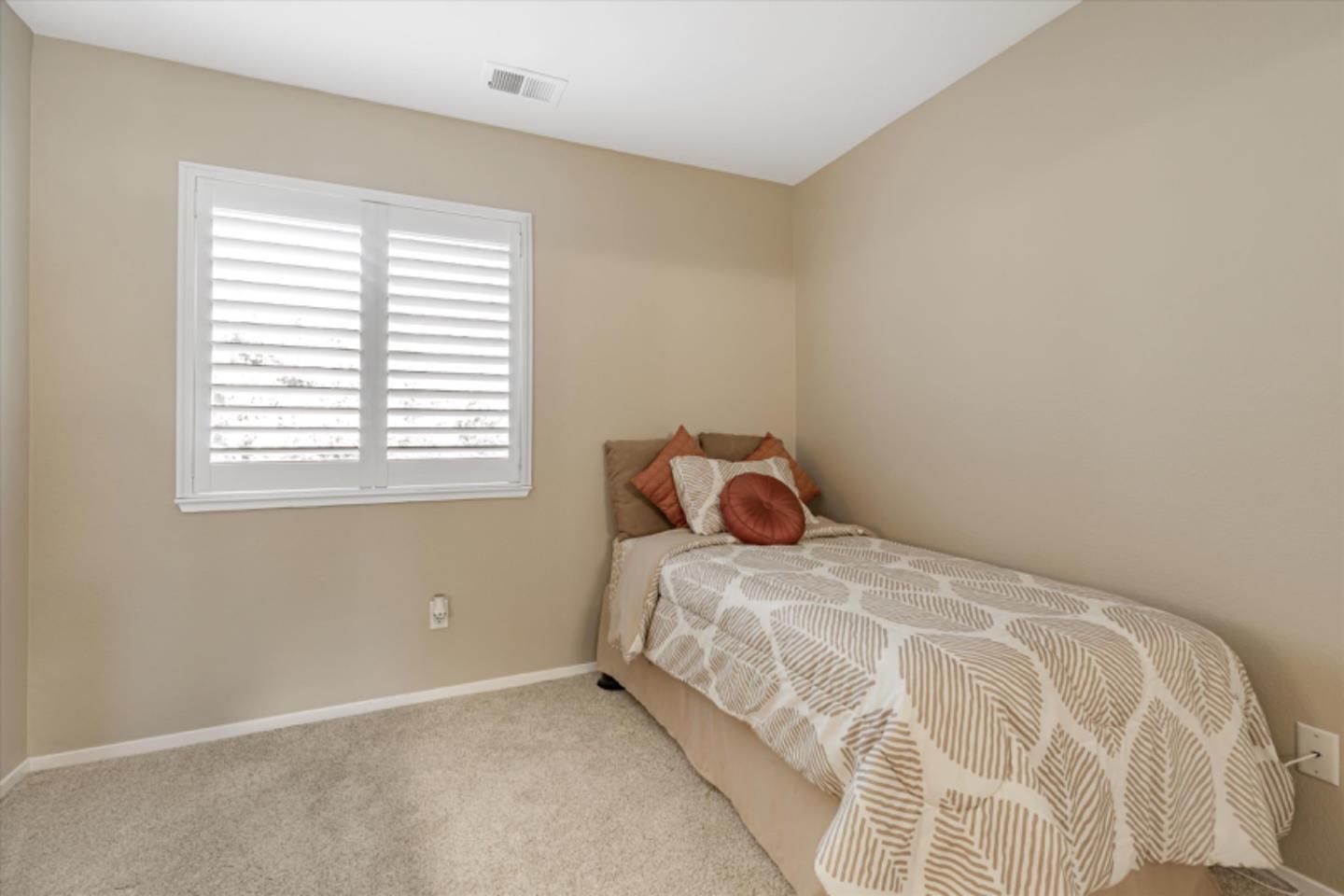 Detail Gallery Image 27 of 47 For 6990 Gregorich Dr #B,  San Jose,  CA 95138 - 2 Beds | 2/1 Baths