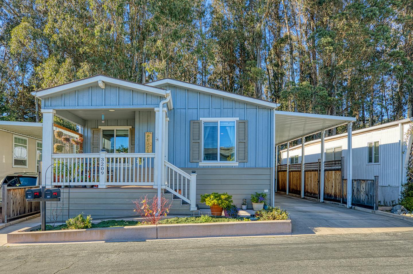 Detail Gallery Image 1 of 33 For 3209 Ashwood Way #0,  Soquel,  CA 95073 - 2 Beds | 2 Baths