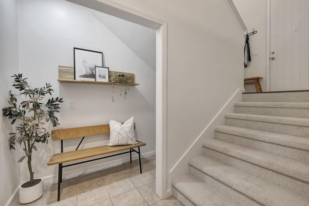 Detail Gallery Image 39 of 72 For 186 William Manly St #5,  San Jose,  CA 95136 - 4 Beds | 3/1 Baths