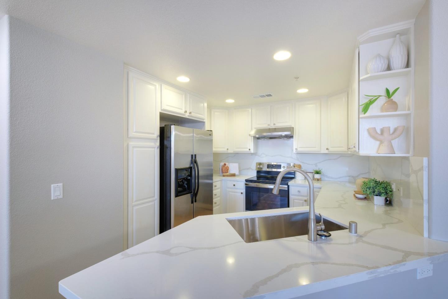 Detail Gallery Image 18 of 67 For 700 S Abel St #424,  Milpitas,  CA 95035 - 2 Beds | 2 Baths