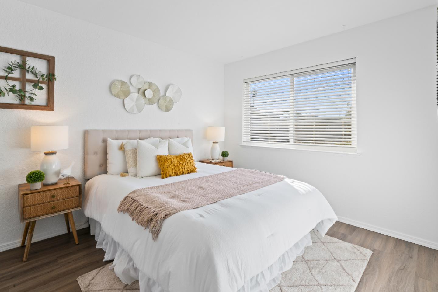 Detail Gallery Image 22 of 68 For 1609 Wren Pl, Santa Cruz,  CA 95062 - 2 Beds | 2/1 Baths