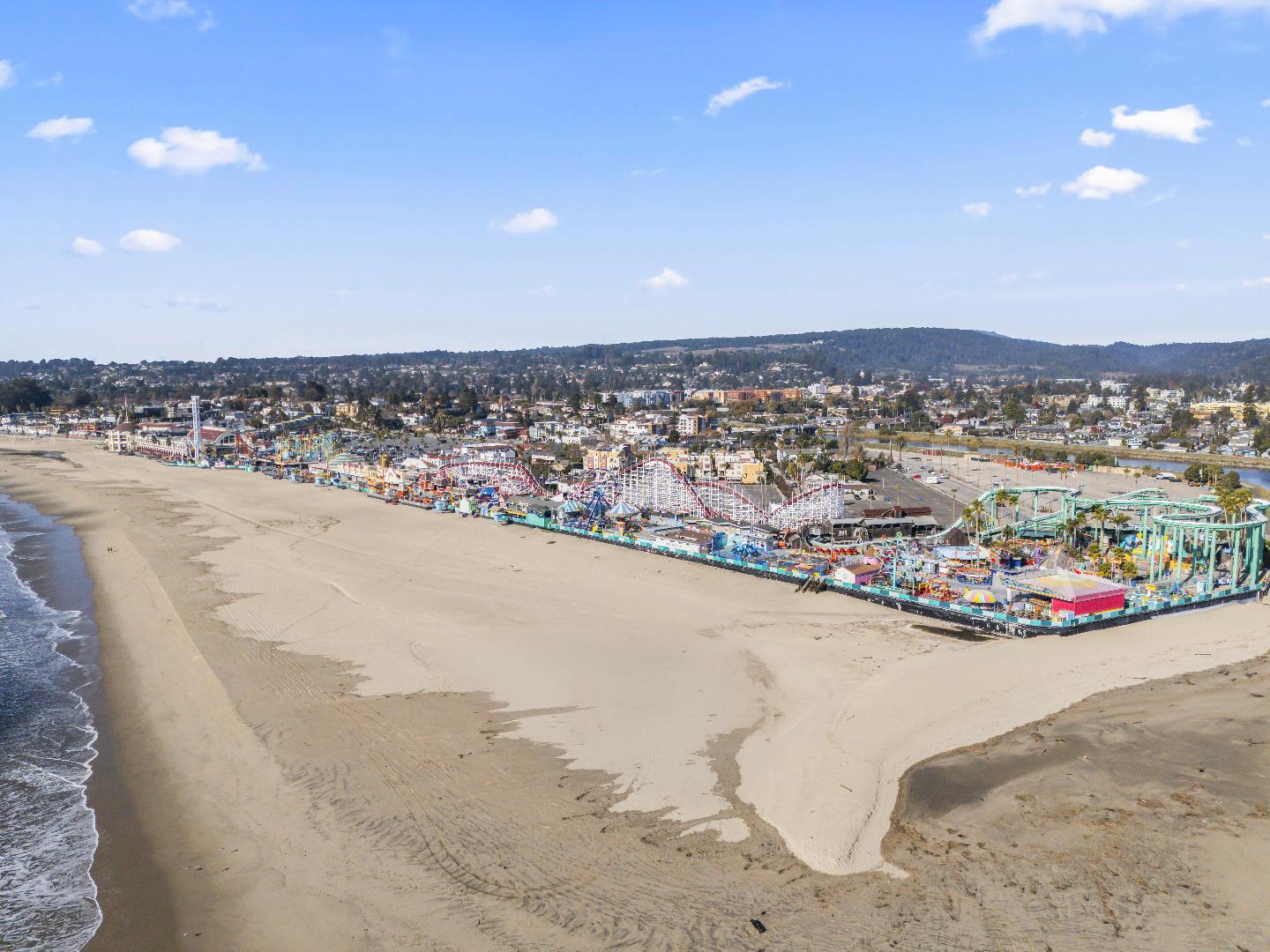 Detail Gallery Image 66 of 68 For 1609 Wren Pl, Santa Cruz,  CA 95062 - 2 Beds | 2/1 Baths