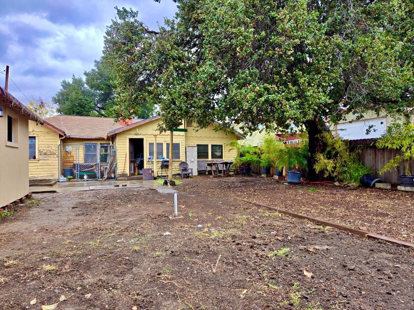 Detail Gallery Image 6 of 10 For 55 Pickford Ave, San Jose,  CA 95127 - 2 Beds | 1/1 Baths