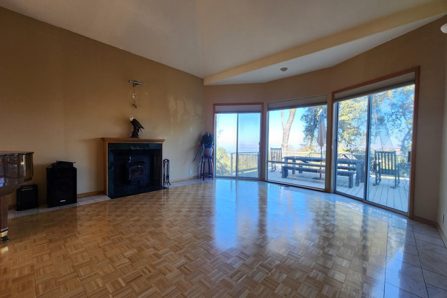 Detail Gallery Image 17 of 61 For 245 Heacox Rd, Woodside,  CA 94062 - 5 Beds | 5 Baths