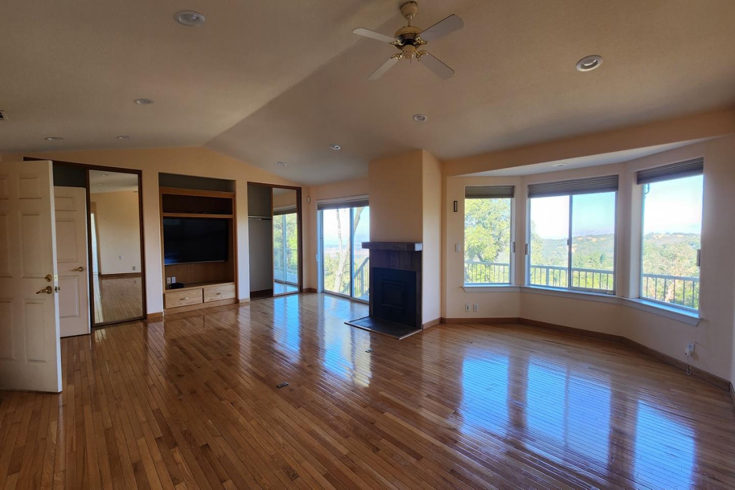 Detail Gallery Image 20 of 61 For 245 Heacox Rd, Woodside,  CA 94062 - 5 Beds | 5 Baths