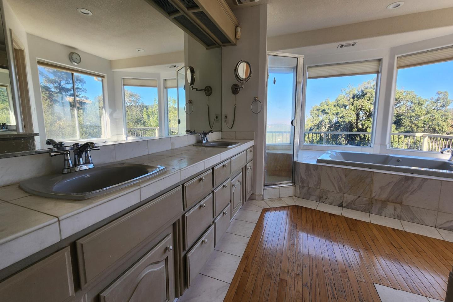 Detail Gallery Image 24 of 61 For 245 Heacox Rd, Woodside,  CA 94062 - 5 Beds | 5 Baths