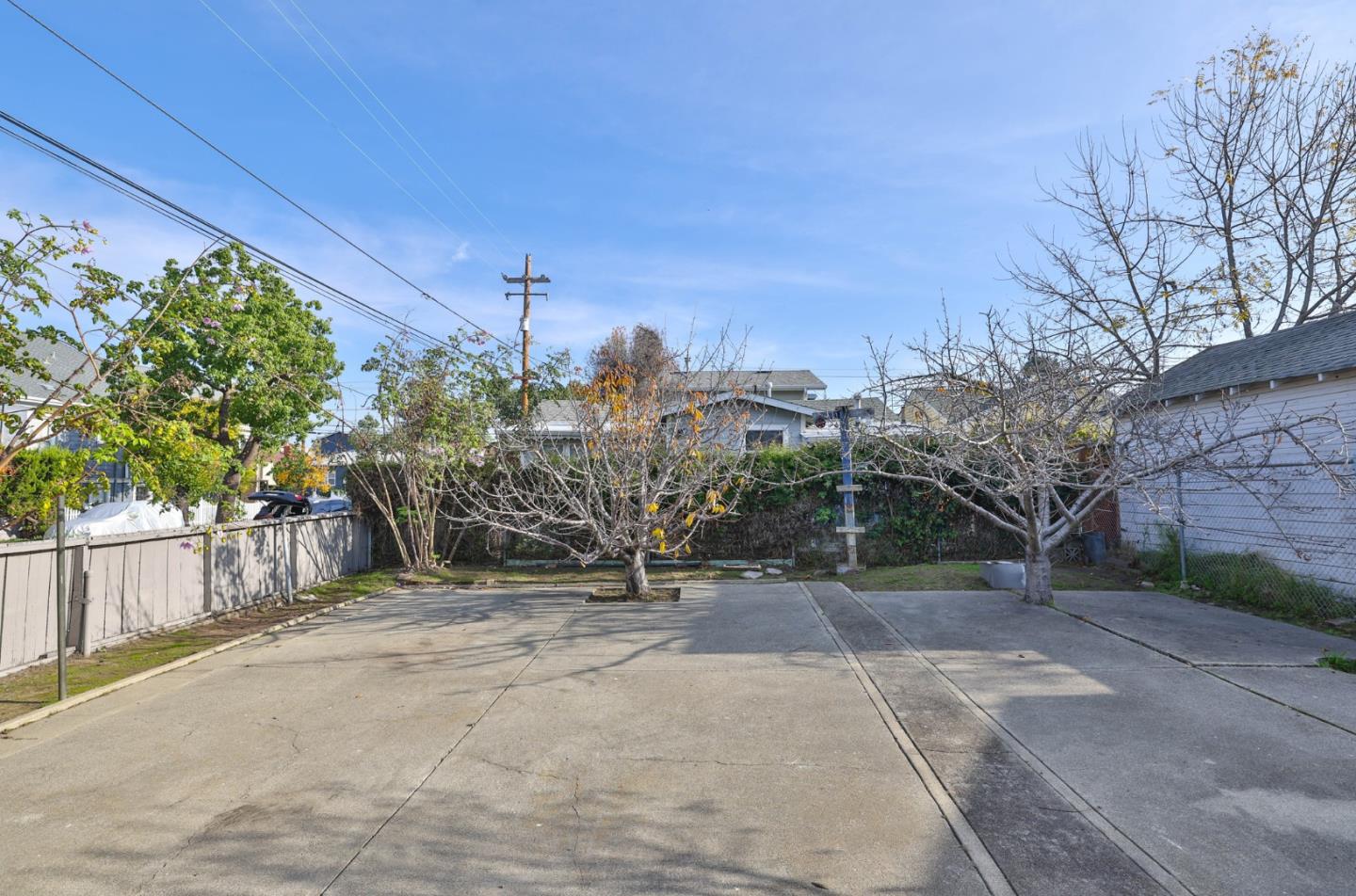 Detail Gallery Image 27 of 40 For 1826 Schiller St, Alameda,  CA 94501 - 3 Beds | 1/1 Baths