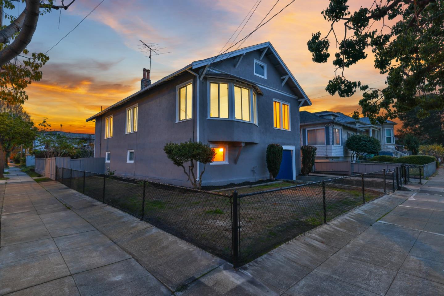 Detail Gallery Image 30 of 40 For 1826 Schiller St, Alameda,  CA 94501 - 3 Beds | 1/1 Baths