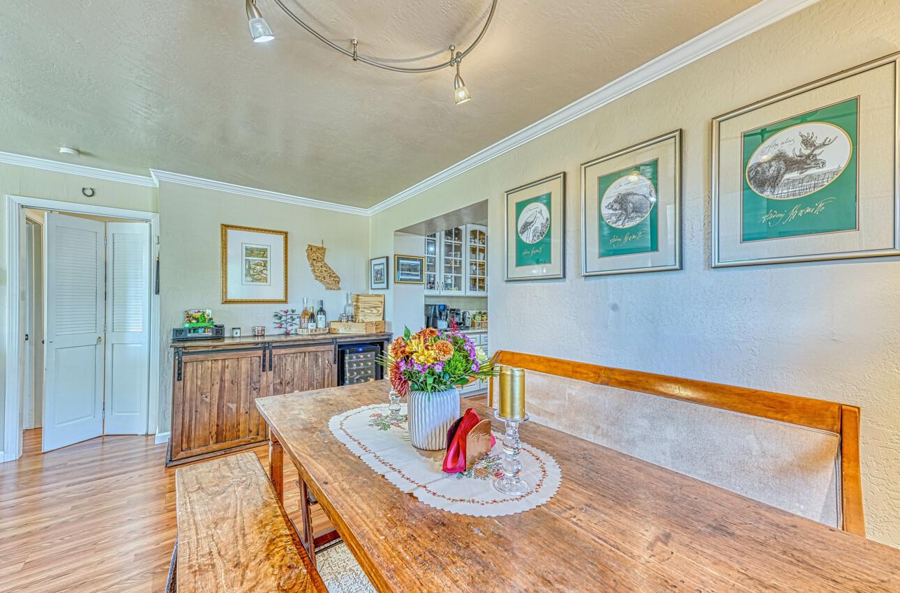 Detail Gallery Image 11 of 39 For 1111 Golden Oaks Ln, Monterey,  CA 93940 - 2 Beds | 2 Baths