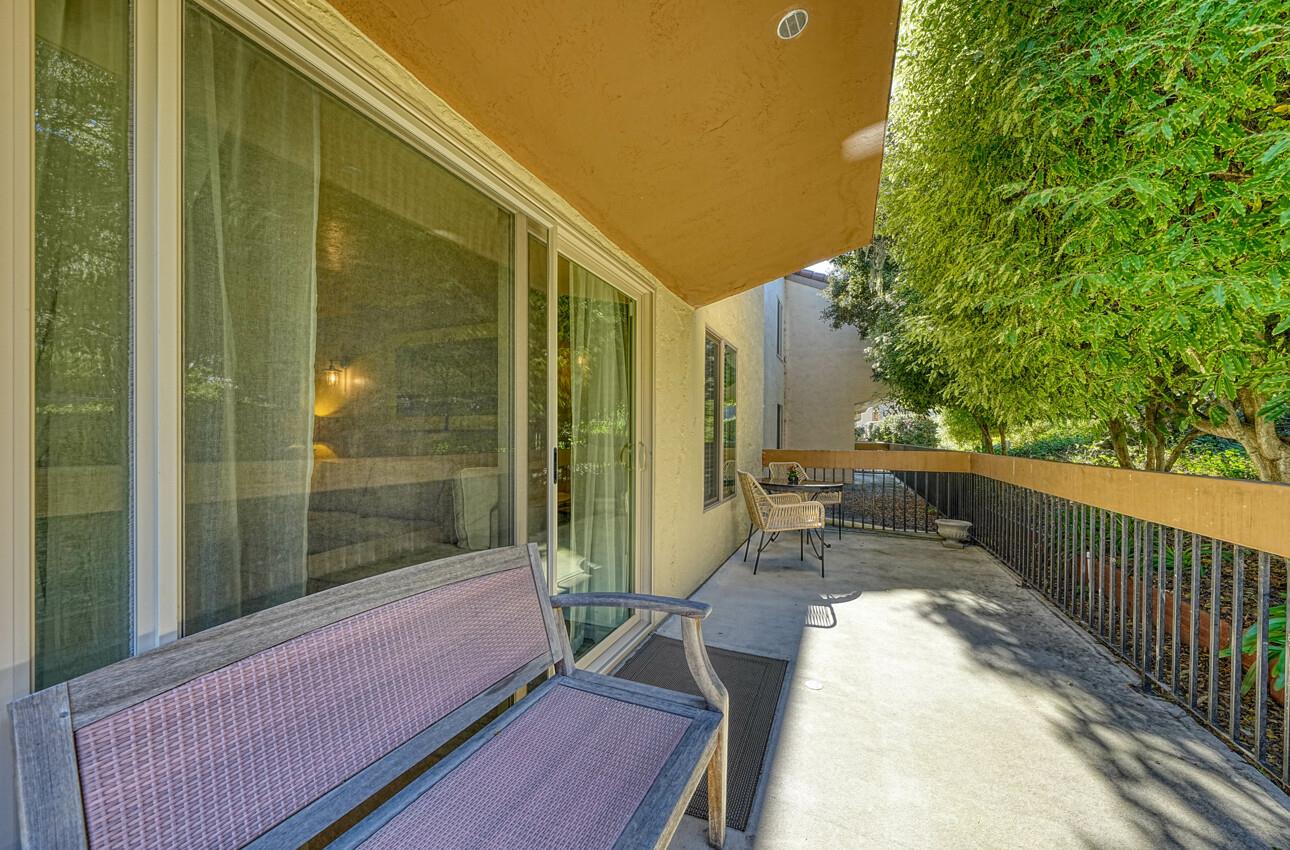 Detail Gallery Image 21 of 39 For 1111 Golden Oaks Ln, Monterey,  CA 93940 - 2 Beds | 2 Baths