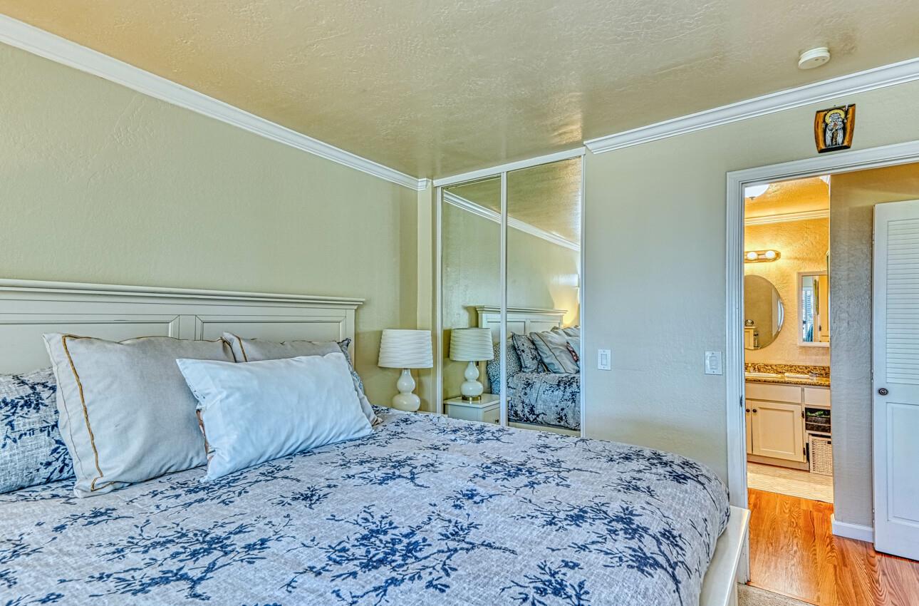 Detail Gallery Image 26 of 39 For 1111 Golden Oaks Ln, Monterey,  CA 93940 - 2 Beds | 2 Baths