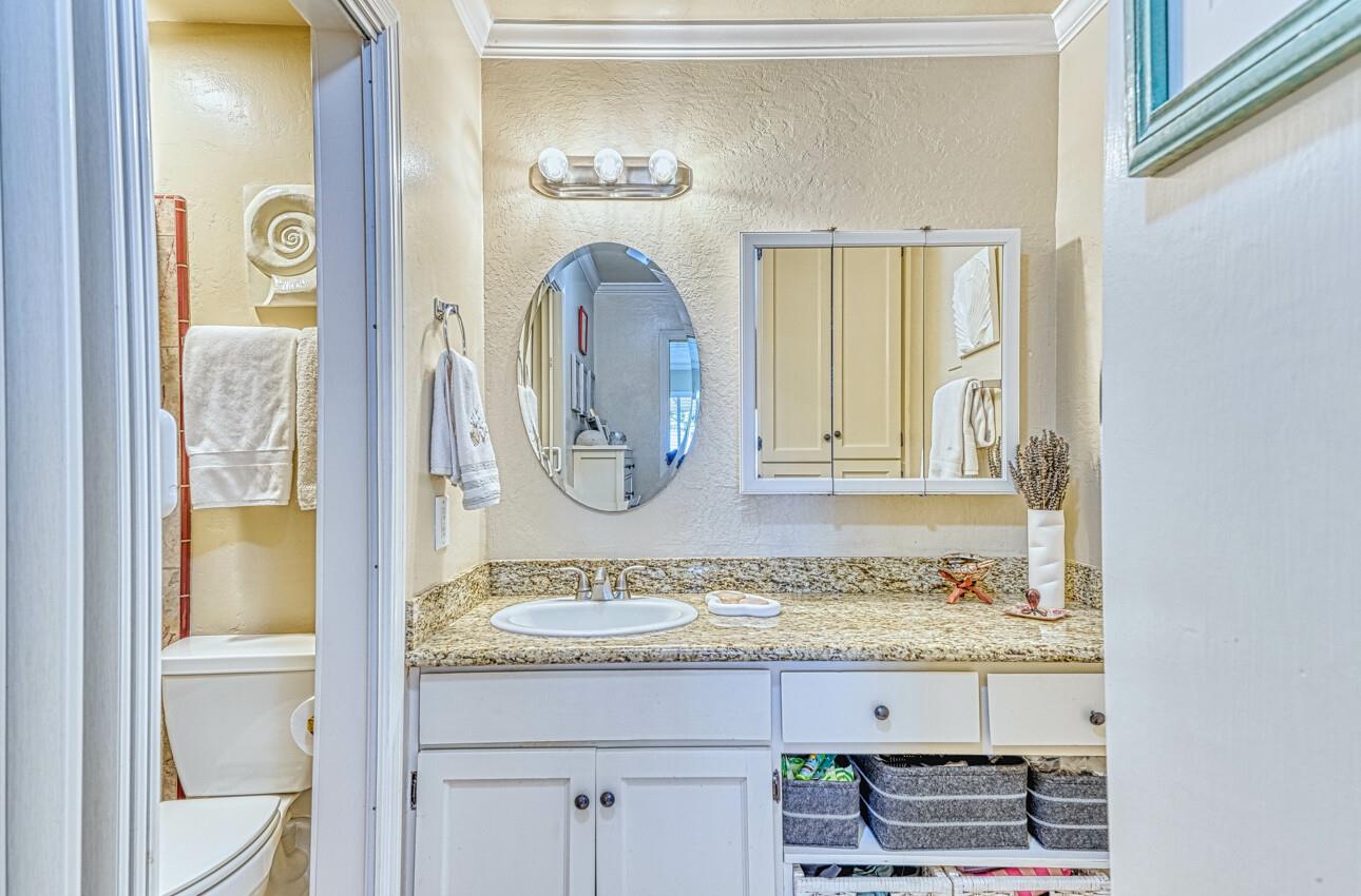 Detail Gallery Image 27 of 39 For 1111 Golden Oaks Ln, Monterey,  CA 93940 - 2 Beds | 2 Baths