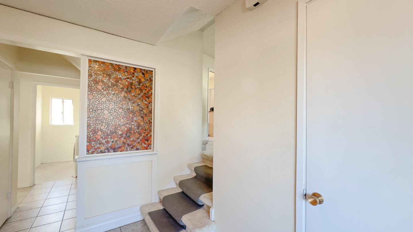 Detail Gallery Image 8 of 46 For 311 Cima Dr, Vallejo,  CA 94589 - 5 Beds | 2/1 Baths