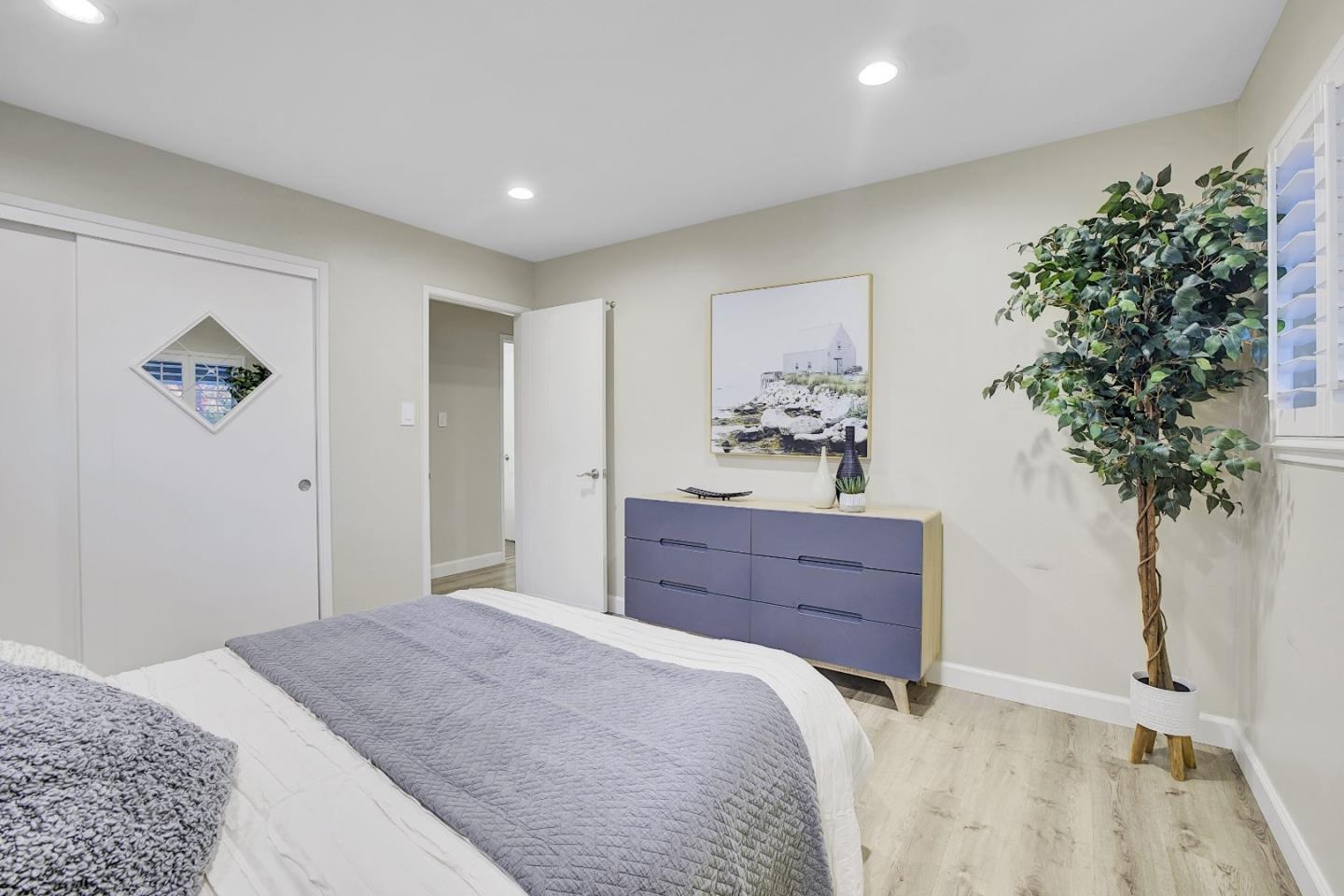 Detail Gallery Image 26 of 51 For 1598 Hillsdale Ave, San Jose,  CA 95118 - 3 Beds | 2 Baths