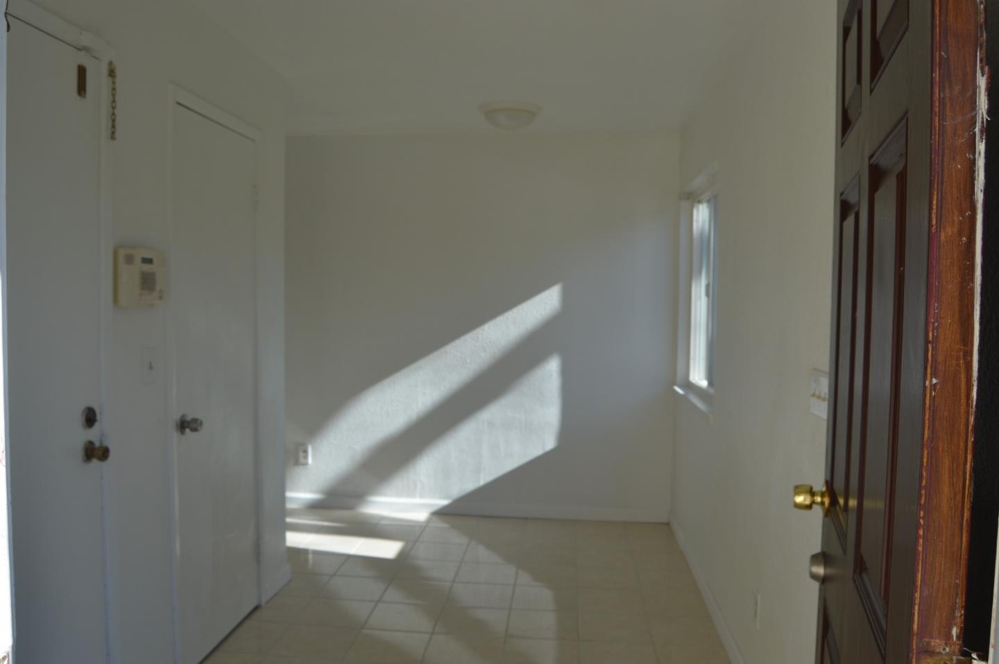 Detail Gallery Image 26 of 51 For 161 Edgewater Pl, Pittsburg,  CA 94565 - 4 Beds | 2/1 Baths